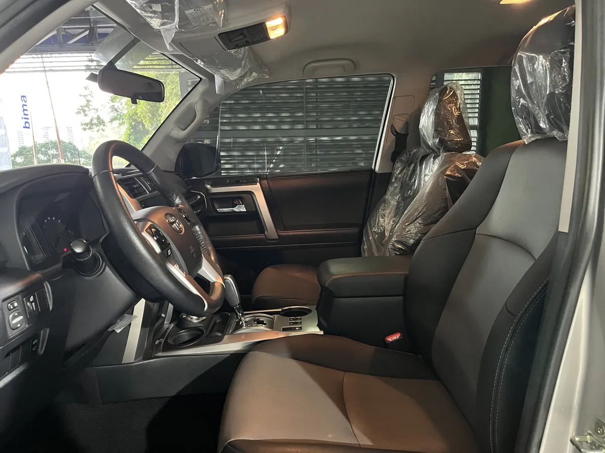 Toyota 4Runner SR5 2024 Plateado Caracas