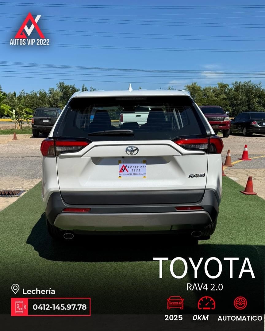 Toyota RAV4 2025 Blanco Lechería