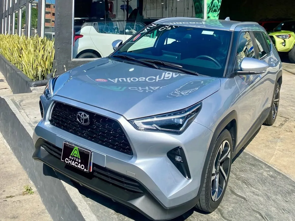 Toyota Yaris Cross 2026 Plateado Caracas