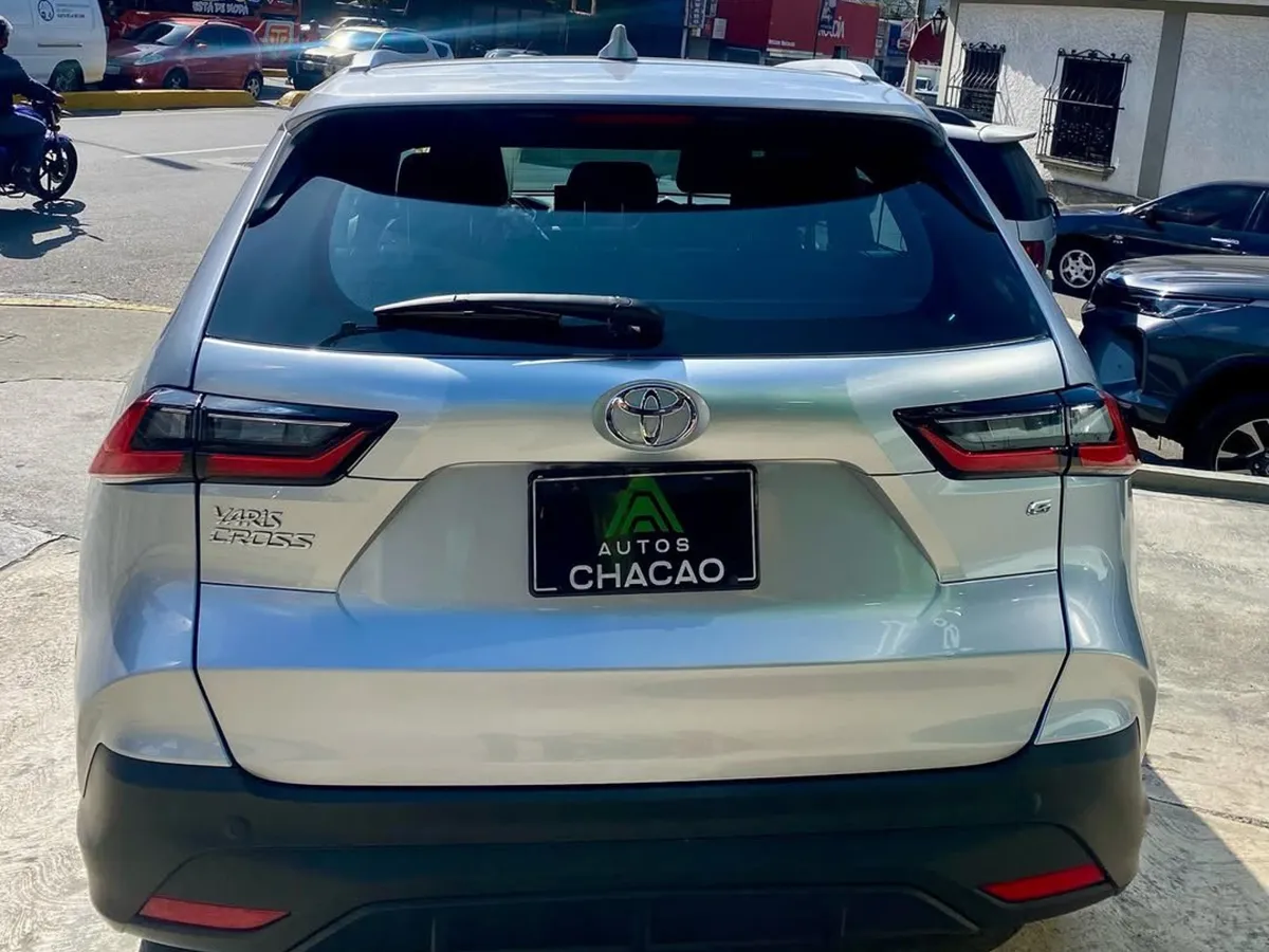 Toyota Yaris Cross 2026 Plateado Caracas
