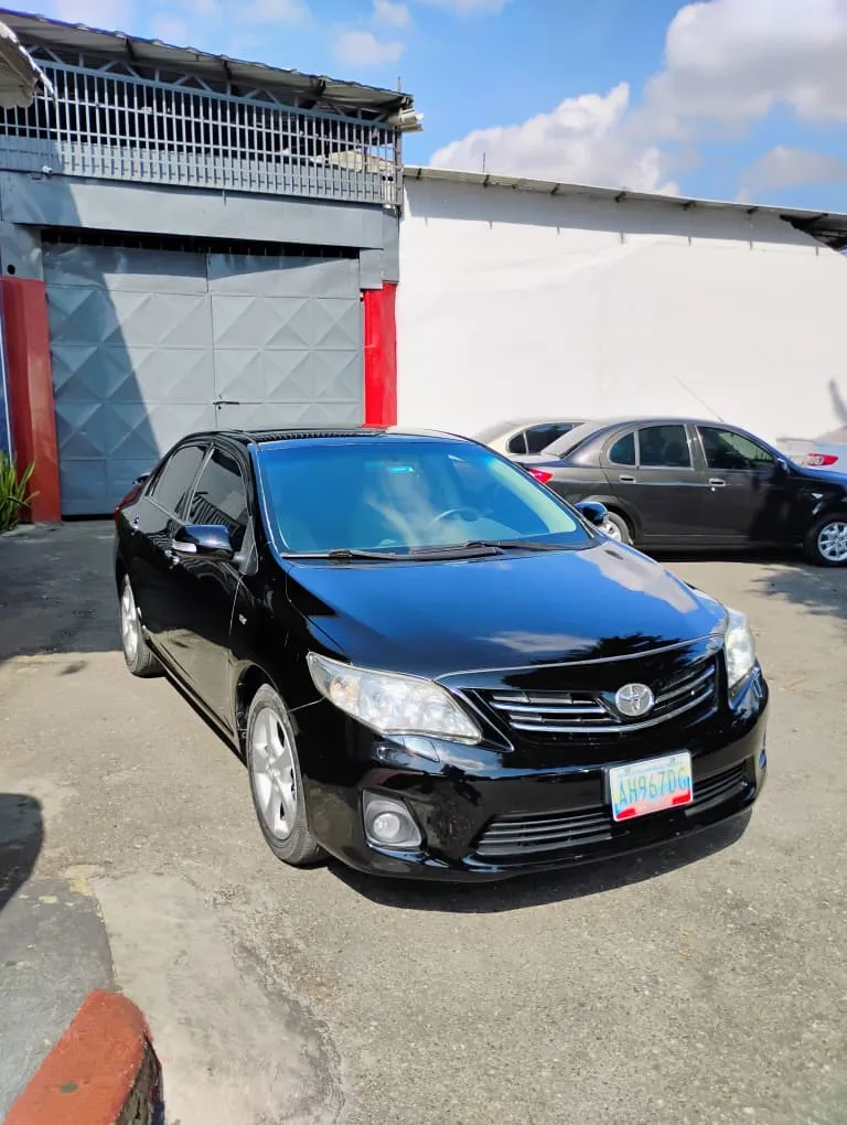 Toyota Corolla GLI 2011 Negro Maracay